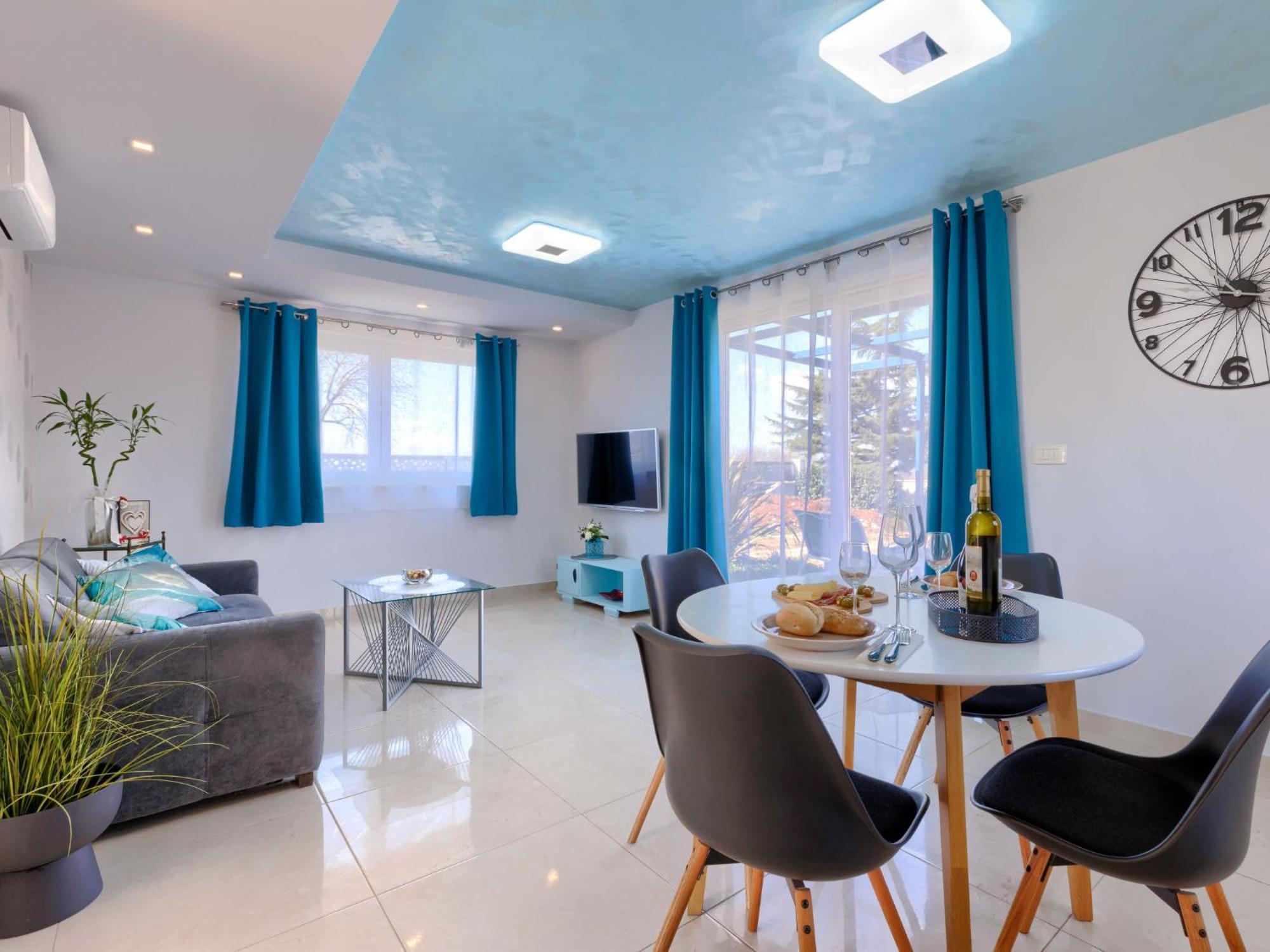 Holiday Home Villa Fenix By Interhome Zminj Luaran gambar