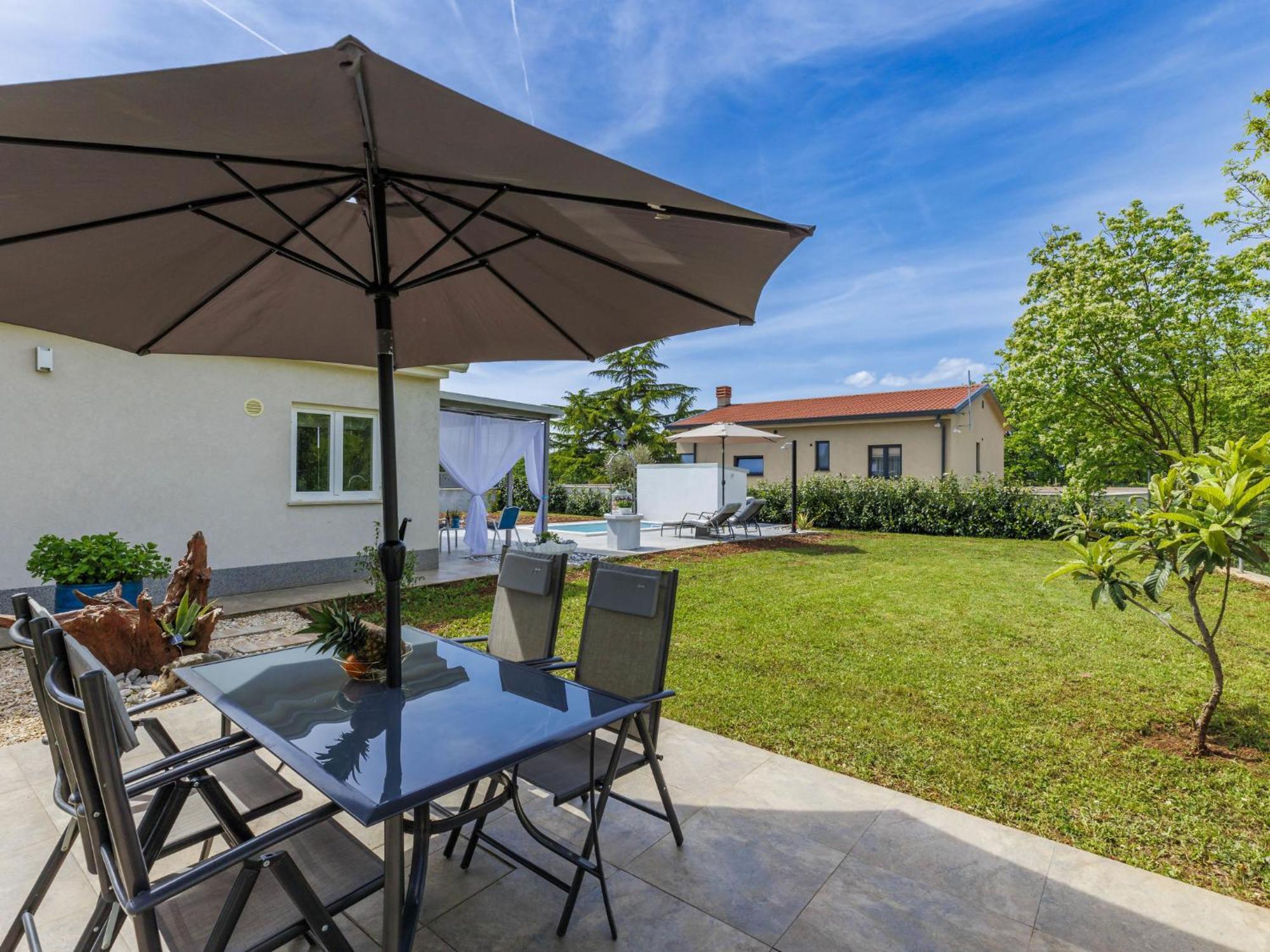 Holiday Home Villa Fenix By Interhome Zminj Luaran gambar