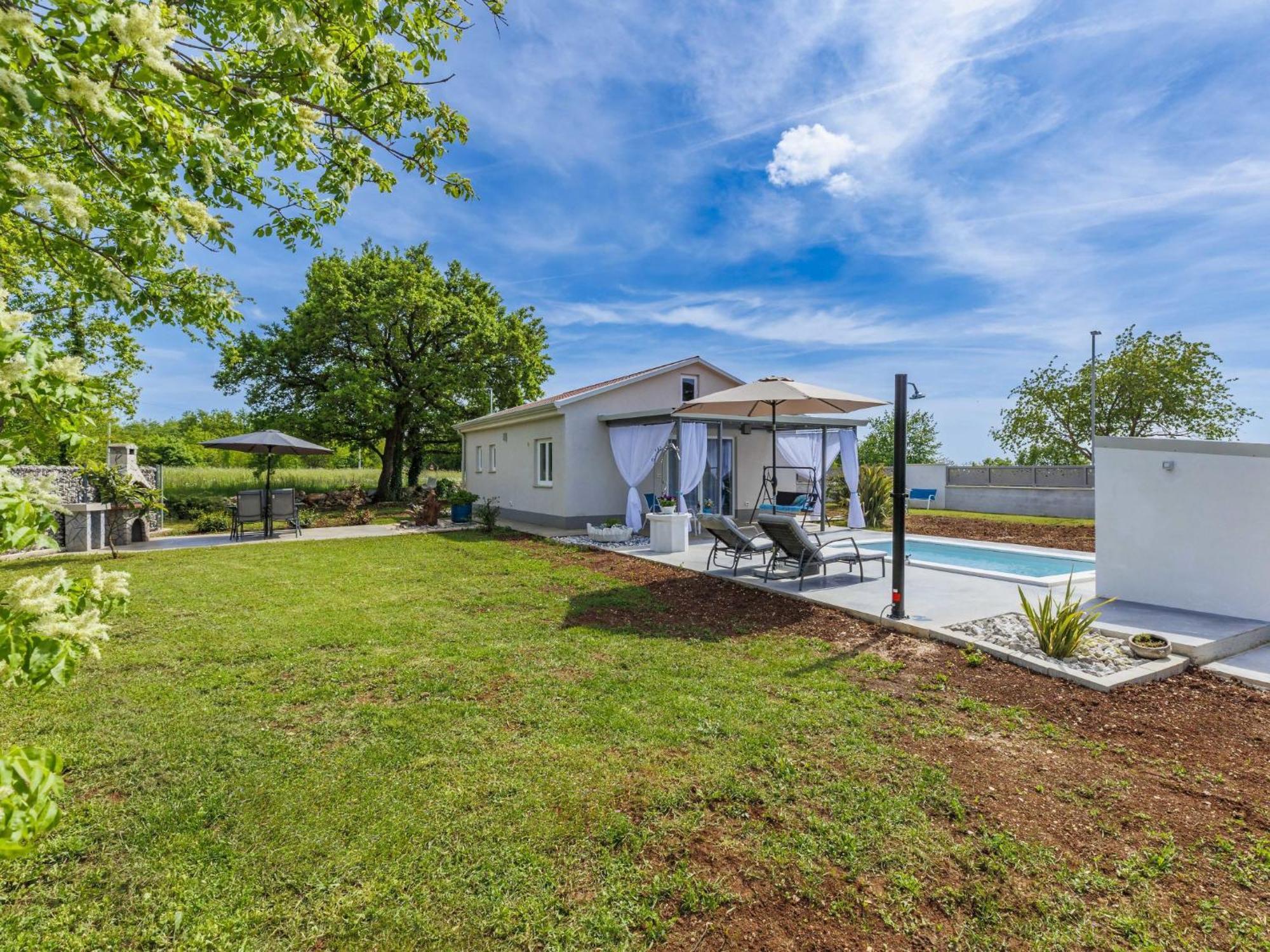 Holiday Home Villa Fenix By Interhome Zminj Luaran gambar